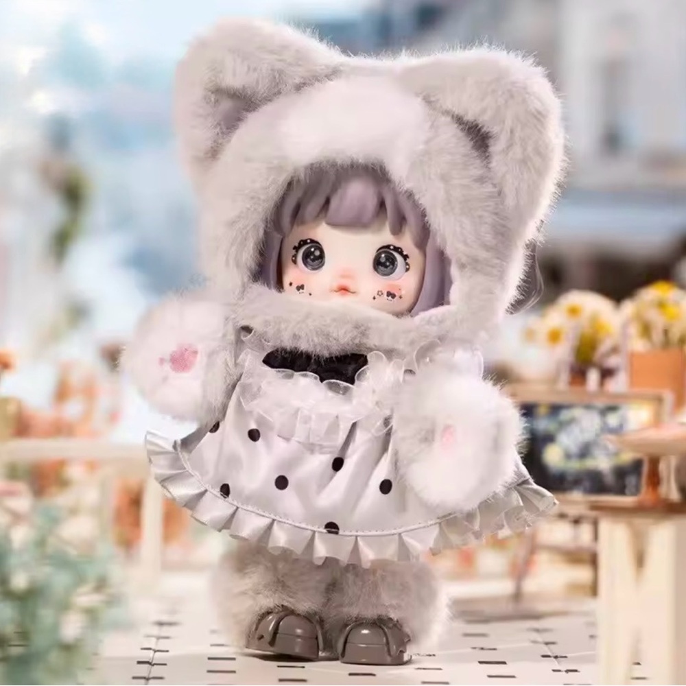 NOMMI FOREST KINGDOM NIB - confirmed curly tail kitty
